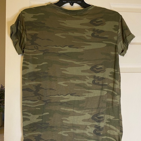 Awake Green Camo Size Large Shirt - Picture 2 of 6